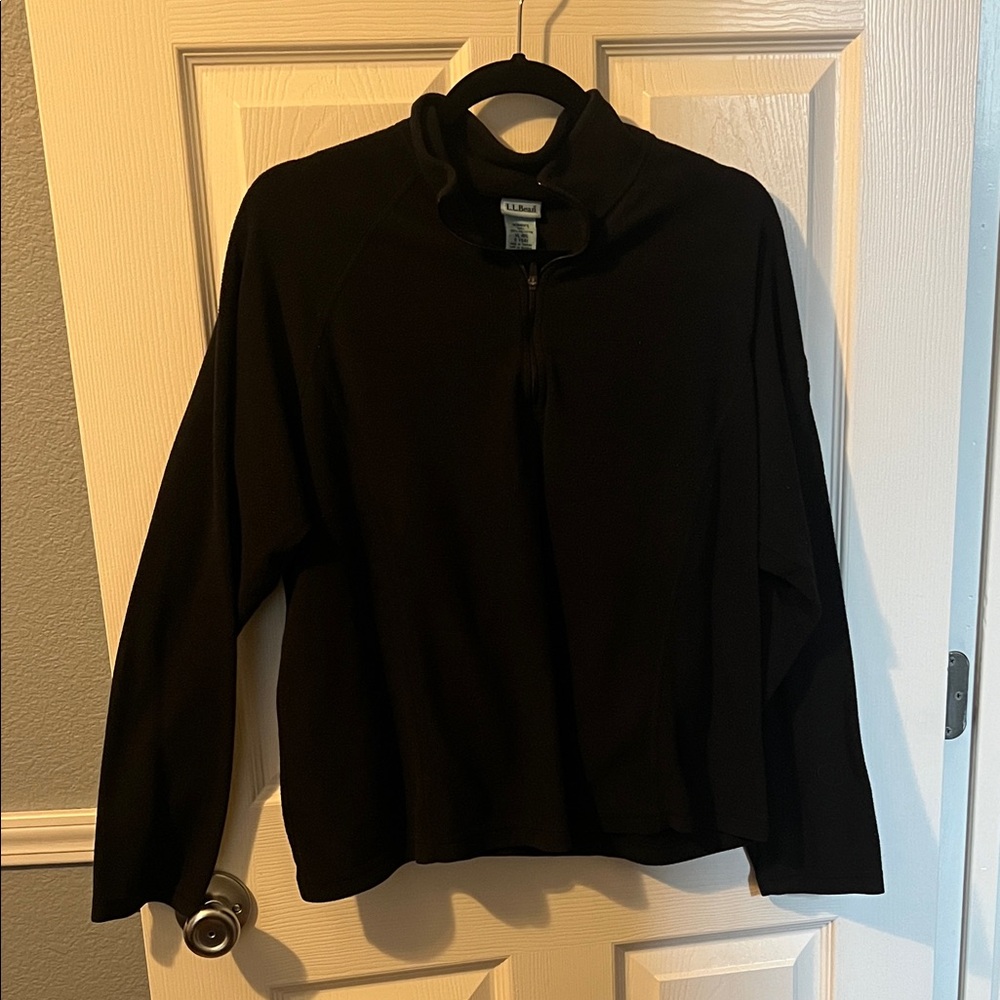 L.L. Bean Black Women's Sweatshirt